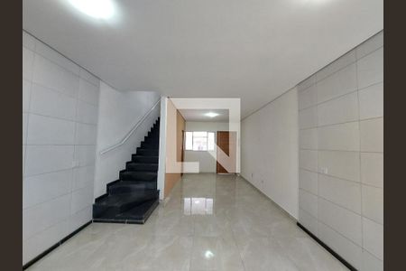 Sala de casa para alugar com 3 quartos, 86m² em Campo Grande, São Paulo