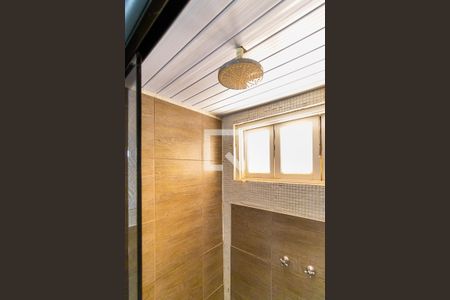 Casa de condomínio à venda com 430m², 3 quartos e 4 vagas Casa de condomínio à venda com 430m², 3 quartos e 4 vagasBanheiro social 2