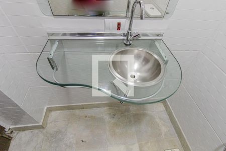 Lavabo de apartamento para alugar com 3 quartos, 160m² em Centro, Curitiba