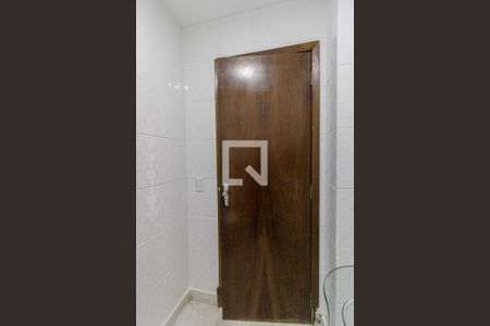 Lavabo de apartamento para alugar com 3 quartos, 160m² em Centro, Curitiba