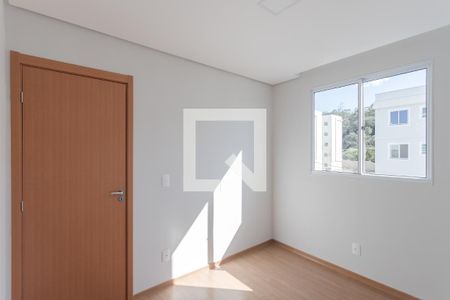 Quarto 2 de apartamento para alugar com 2 quartos, 40m² em Morro Santana, Porto Alegre