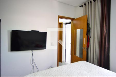 Quarto de apartamento à venda com 1 quarto, 40m² em Vila Granada, São Paulo