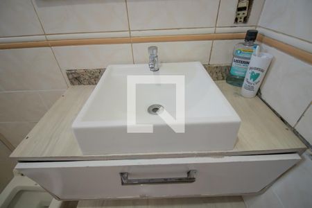 Casa à venda com 105m², 3 quartos e 2 vagas Casa à venda com 105m², 3 quartos e 2 vagasBanheiro da Suíte