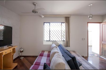 Sala de Estar de casa à venda com 3 quartos, 105m² em Vila Parque Jabaquara, São Paulo