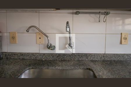 Casa à venda com 105m², 3 quartos e 2 vagas Casa à venda com 105m², 3 quartos e 2 vagasCozinha