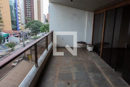 SACADA de apartamento à venda com 4 quartos, 208m² em Cambuí, Campinas