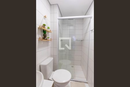 Banheiro de apartamento para alugar com 1 quarto, 34m² em Vila Granada, São Paulo