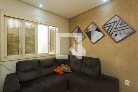 Sala de casa à venda com 2 quartos, 120m² em Rubem Berta, Porto Alegre