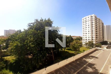Vista de apartamento à venda com 3 quartos, 64m² em Del Castilho, Rio de Janeiro