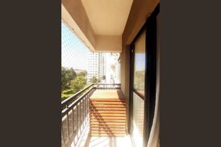 Varanda de apartamento à venda com 3 quartos, 64m² em Del Castilho, Rio de Janeiro