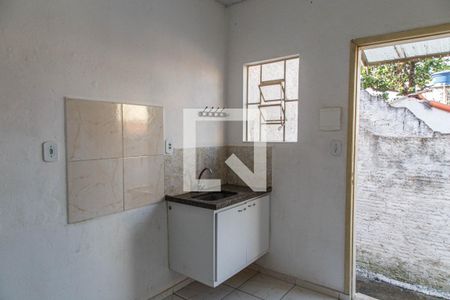 Cozinha de casa à venda com 1 quarto, 50m² em Vila Antonina, São Paulo