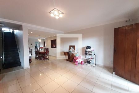 Sala de casa à venda com 7 quartos, 350m² em Planalto, Belo Horizonte