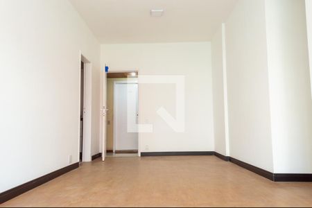 Sala de apartamento para alugar com 2 quartos, 85m² em Barra da Tijuca, Rio de Janeiro