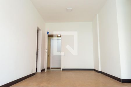 Sala de apartamento para alugar com 2 quartos, 85m² em Barra da Tijuca, Rio de Janeiro