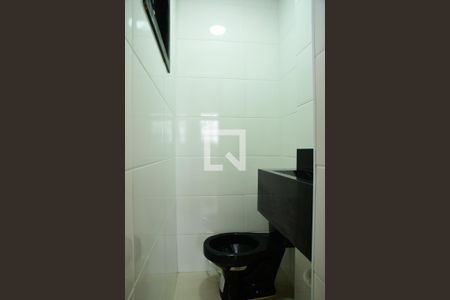 Lavabo de casa para alugar com 3 quartos, 110m² em Granja Viana, Cotia