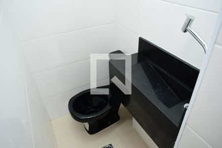 Lavabo de casa para alugar com 3 quartos, 110m² em Granja Viana, Cotia