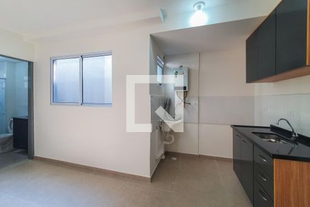 Sala / Cozinha de apartamento para alugar com 1 quarto, 27m² em Vila Nair, São Paulo