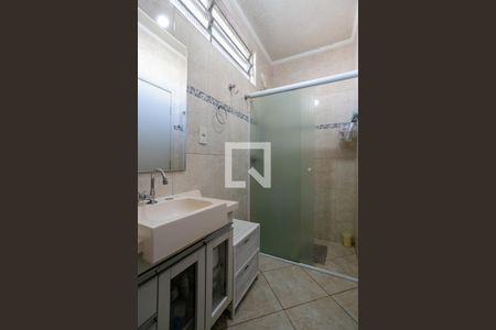 Banheiro da Suíte de casa à venda com 4 quartos, 150m² em Vila Romero, São Paulo