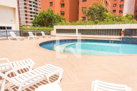 Studio à venda com 44m², 1 quarto e 1 vaga Studio à venda com 44m², 1 quarto e 1 vagaÁrea comum - Piscina