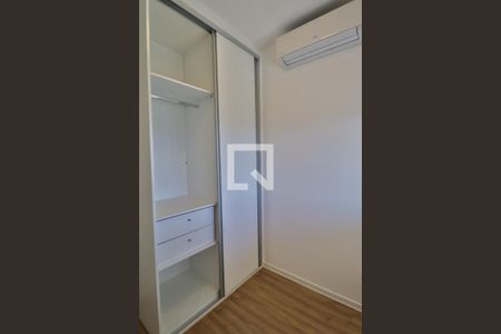 Quarto de apartamento para alugar com 2 quartos, 70m² em Pinheiros, São Paulo