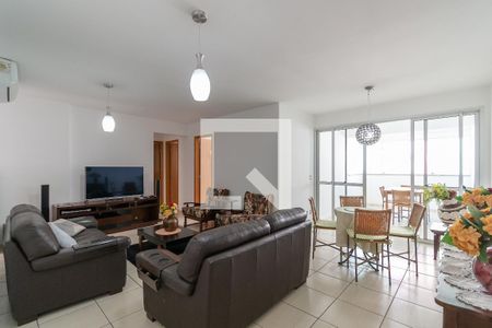 Apartamento para alugar com 112m², 3 quartos e 2 vagasSala