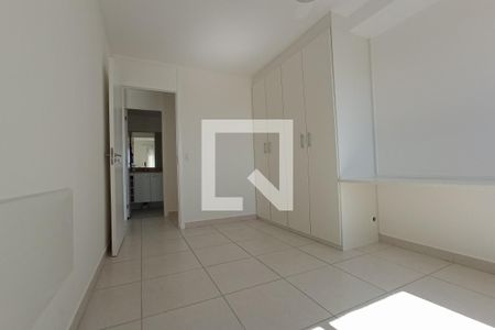 Quarto 1 de apartamento para alugar com 2 quartos, 70m² em Metrópole, Nova Iguaçu