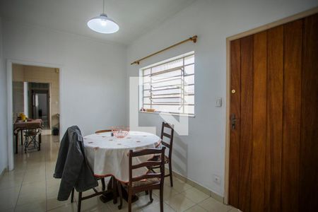 Sala de casa à venda com 4 quartos, 120m² em Vila Gumercindo, São Paulo