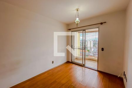 Sala de apartamento à venda com 3 quartos, 74m² em Chácara Seis de Outubro, São Paulo