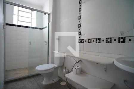 Banheiro de apartamento para alugar com 1 quarto, 60m² em Navegantes, Porto Alegre