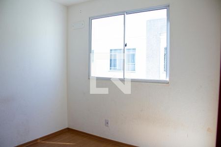 Quarto 2 de apartamento para alugar com 2 quartos, 50m² em Vila Lage, São Gonçalo