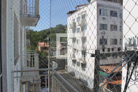 Varanda da Sala de apartamento para alugar com 3 quartos, 58m² em Galo Branco, São Gonçalo