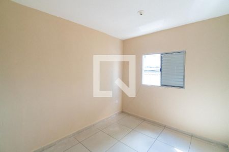 Quarto de casa para alugar com 1 quarto, 40m² em Vila Liviero, São Paulo