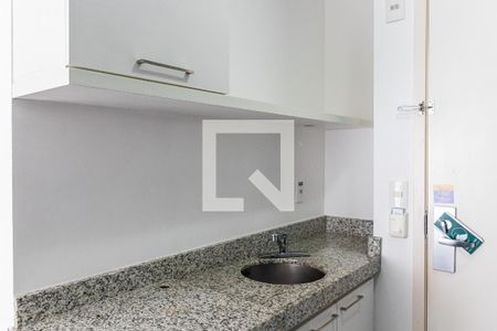 Cozinha de apartamento para alugar com 1 quarto, 34m² em Pampulha, Belo Horizonte