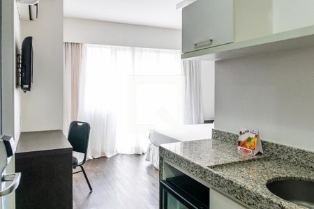 Cozinha de apartamento para alugar com 1 quarto, 34m² em Pampulha, Belo Horizonte