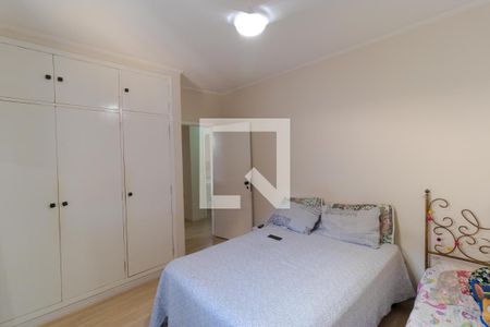 Quarto 01 de casa à venda com 3 quartos, 240m² em Jardim Eulina, Campinas