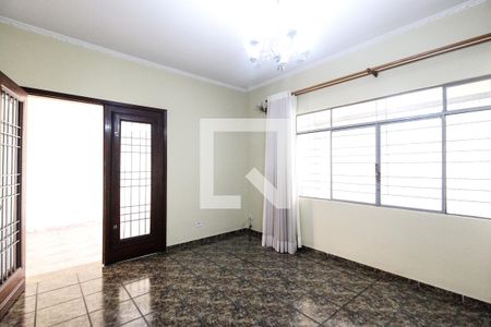 Sala de casa à venda com 2 quartos, 245m² em Vila Mangalot, São Paulo