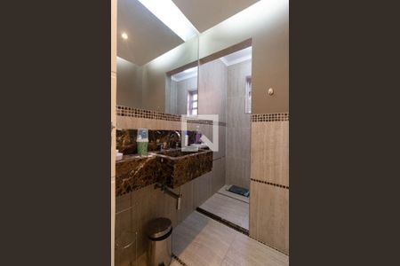 Lavabo de casa para alugar com 3 quartos, 255m² em Jardim Brasil (zona Norte), São Paulo