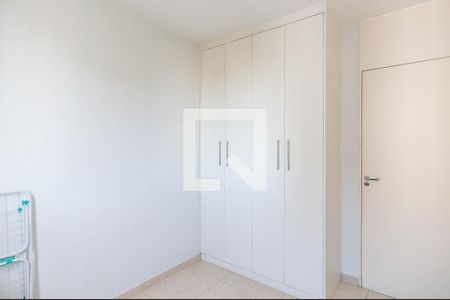 Quarto 1 de apartamento para alugar com 2 quartos, 54m² em Jardim Íris, São Paulo