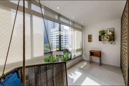 Varanda de apartamento para alugar com 3 quartos, 224m² em Gonzaga, Santos