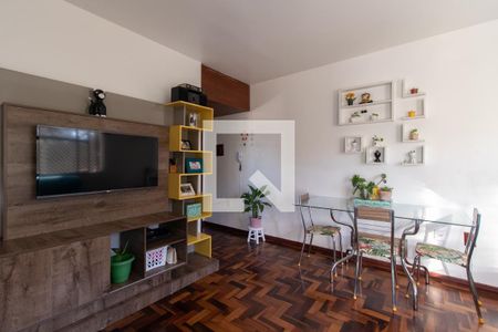 Sala de apartamento à venda com 2 quartos, 56m² em Cristal, Porto Alegre
