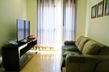 Sala de apartamento à venda com 3 quartos, 65m² em Jardim Itapemirim, São Paulo