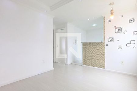 Sala de apartamento para alugar com 2 quartos, 45m² em Água Chata, Guarulhos
