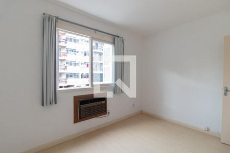 Quarto 1 de apartamento à venda com 2 quartos, 74m² em Teresópolis, Porto Alegre