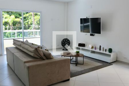 Sala de casa para alugar com 4 quartos, 180m² em Jardim Las Palmas, Guarujá