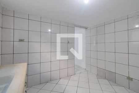 Cozinha de casa para alugar com 1 quarto, 38m² em Jardim Ana Rosa, São Paulo