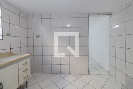 Cozinha de casa para alugar com 1 quarto, 38m² em Jardim Ana Rosa, São Paulo