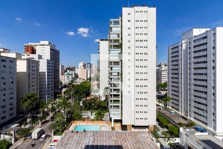 Vista de apartamento à venda com 4 quartos, 226m² em Itaim Bibi, São Paulo
