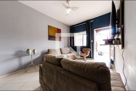 Sala de casa para alugar com 3 quartos, 100m² em Vista Alegre, Belo Horizonte