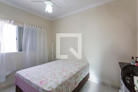 Quarto 1 de apartamento para alugar com 2 quartos, 60m² em Jardim Holanda, Uberlândia