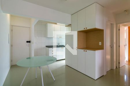 Sala de apartamento para alugar com 2 quartos, 53m² em Vila Suzana, São Paulo